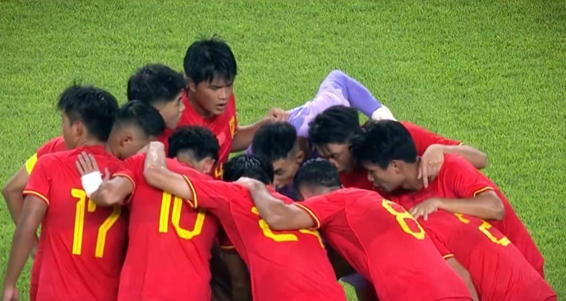 爱游戏网站入口-关于强强相遇！国内足球豪门队伍对决的信息