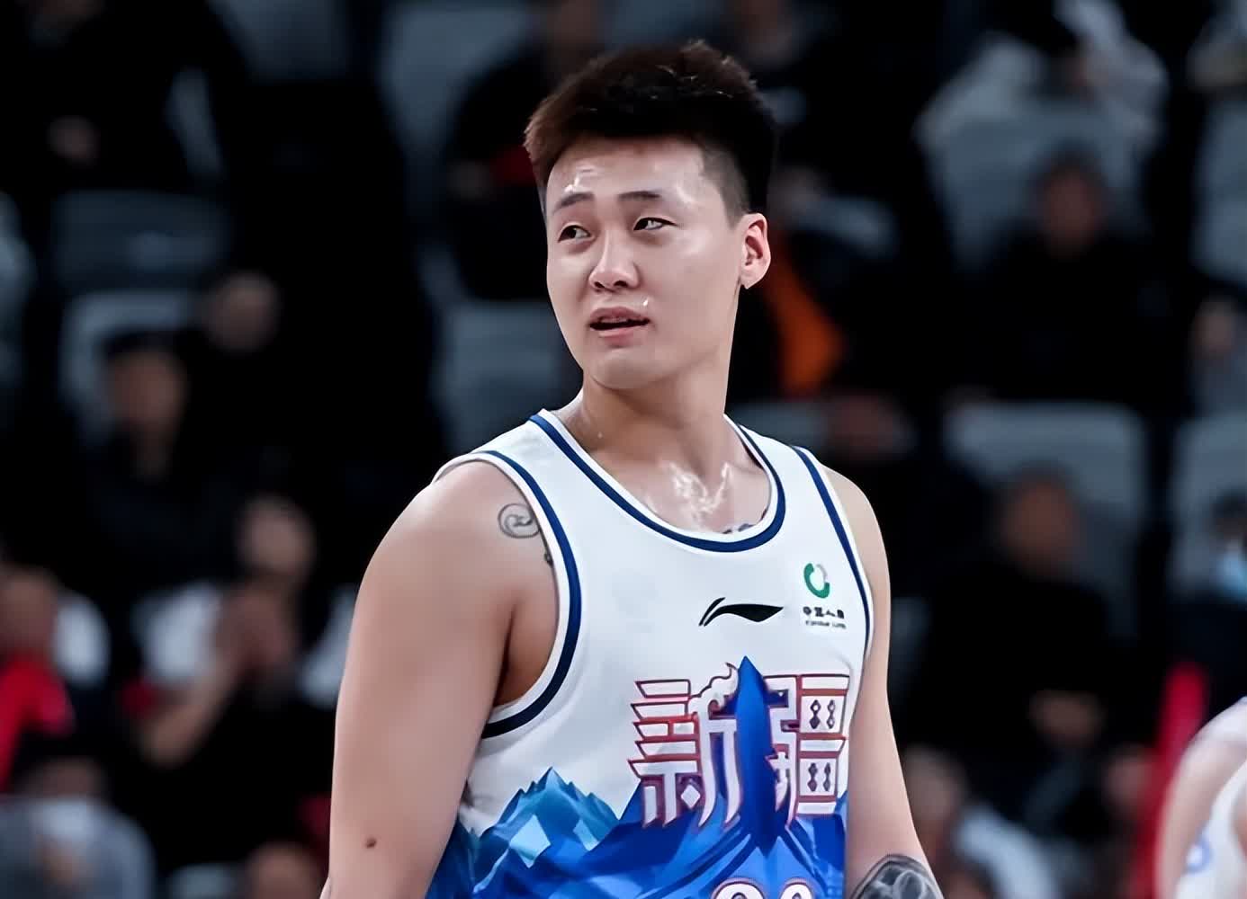 爱游戏注册-包含新疆队战术出击，击溃福建队的防守的词条