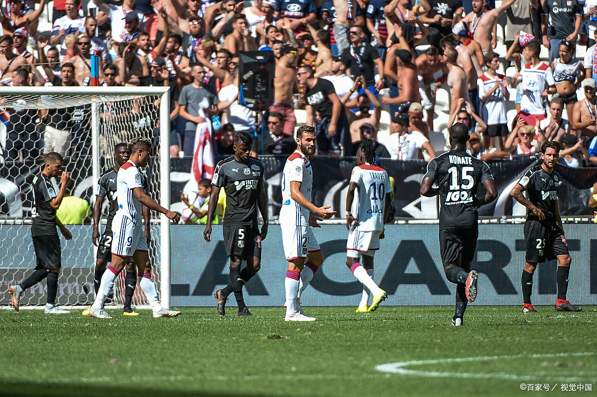 关于亚眠战平图卢兹，积分榜上升一位的信息