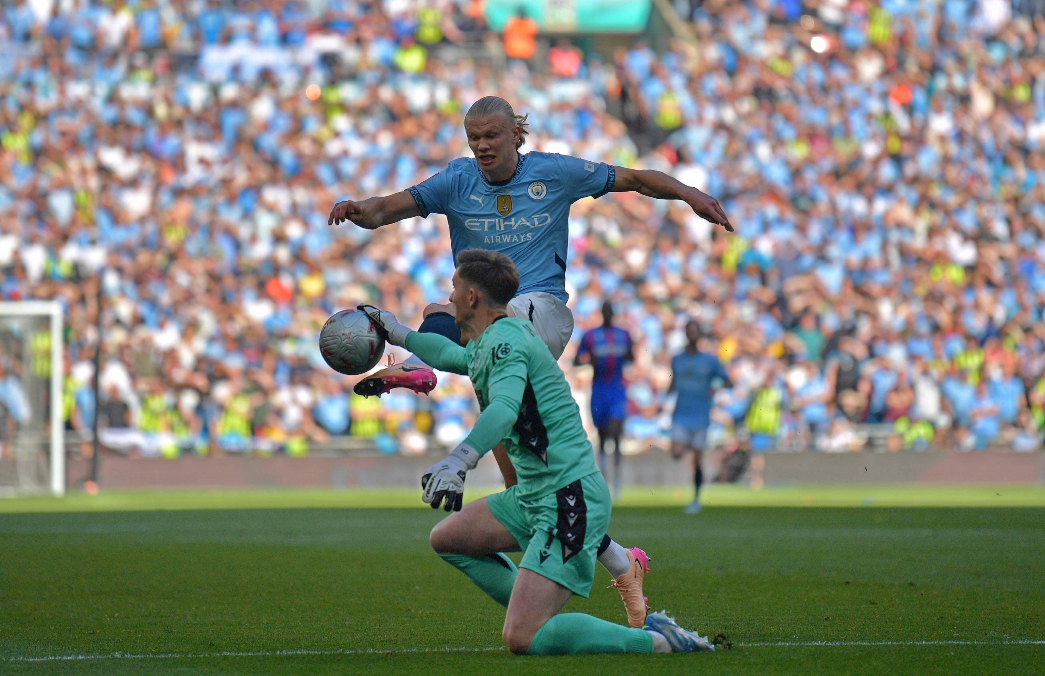 爱游戏网页版登录入口-曼联主场大胜水晶宫，取得胜利