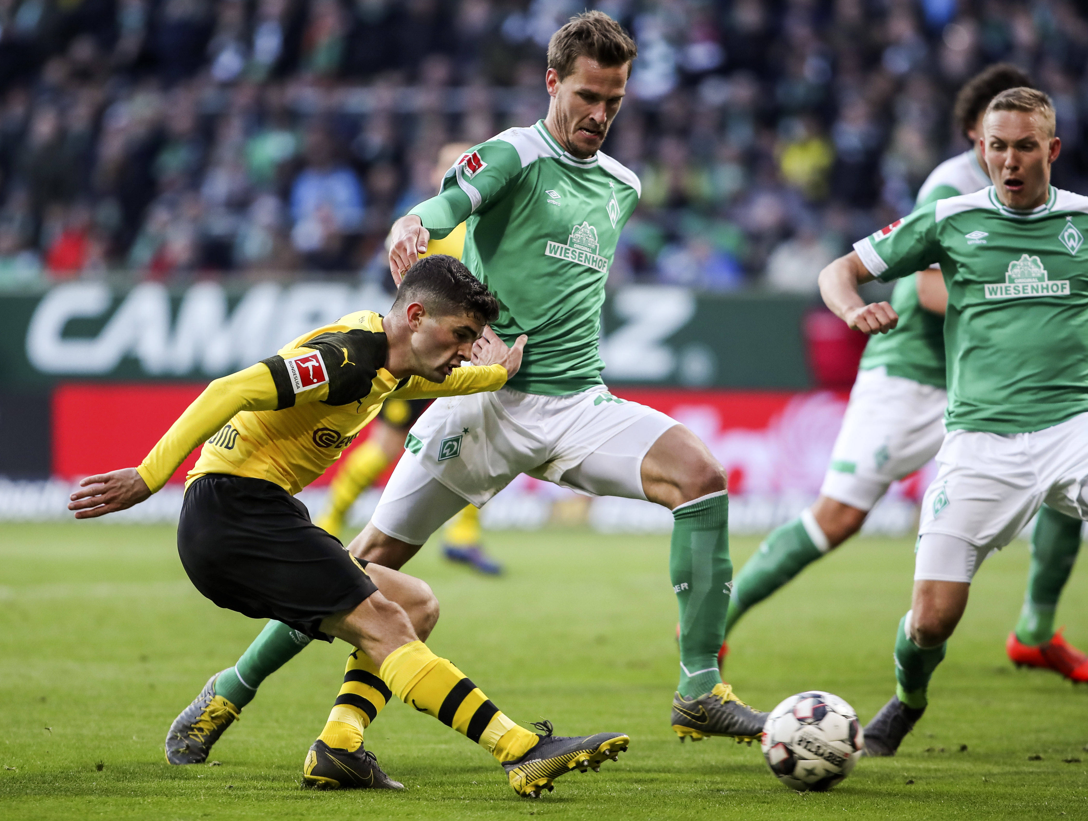 勒沃库森战平法兰克福,保持不败纪录的简单介绍 勒沃库森战平法兰克福,保持不败纪录的简单介绍