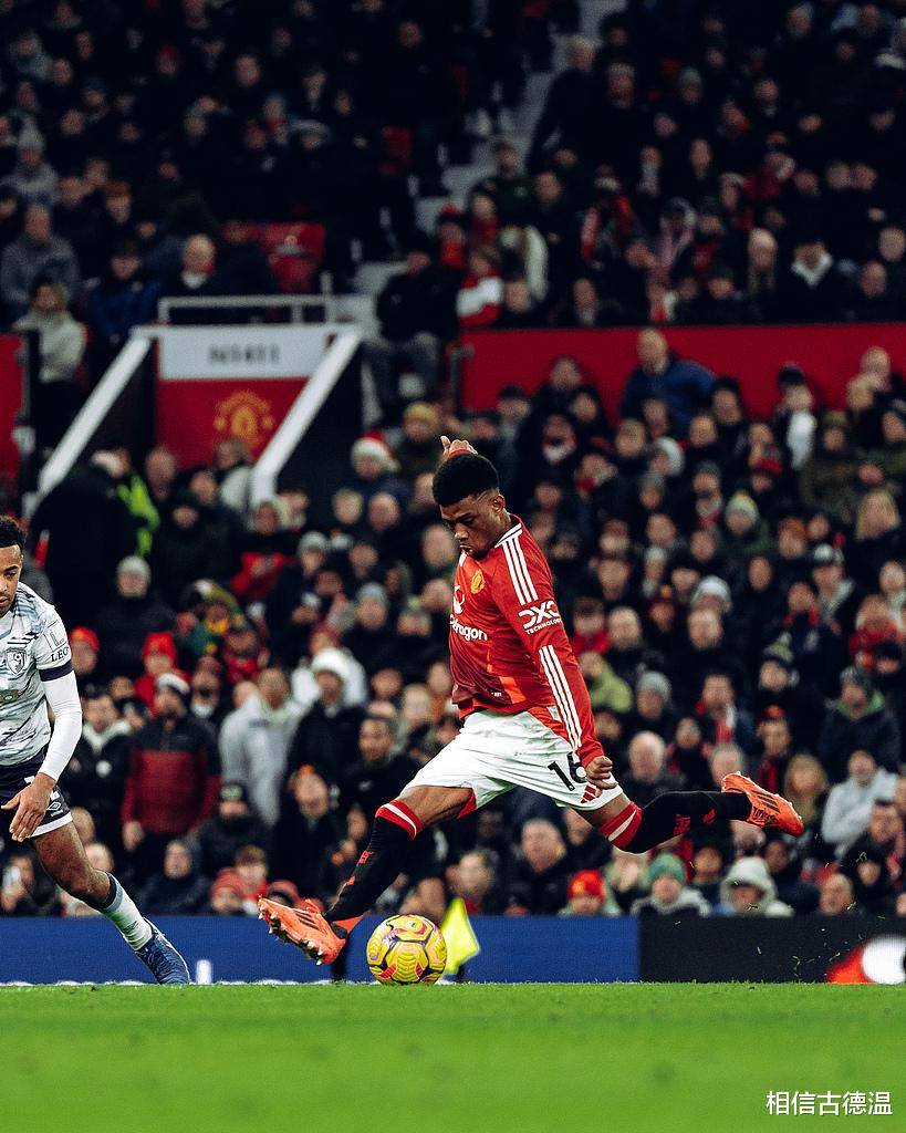 曼城与莱斯特城的比赛引发激烈争议