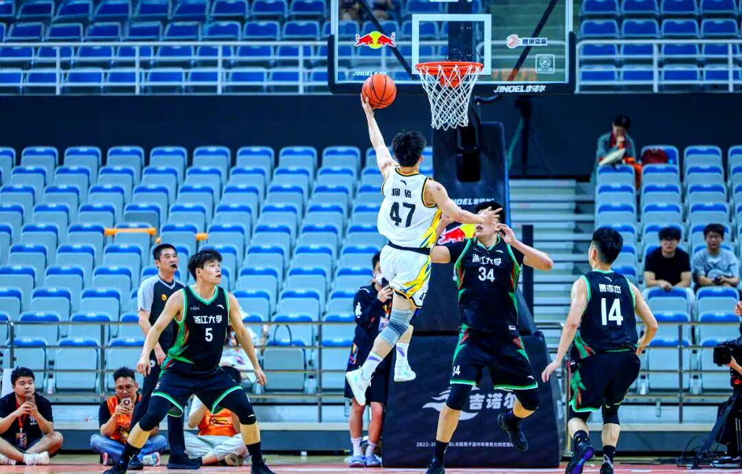 爱游戏直播-包含湖南男篮逆袭成功，实力突显的词条