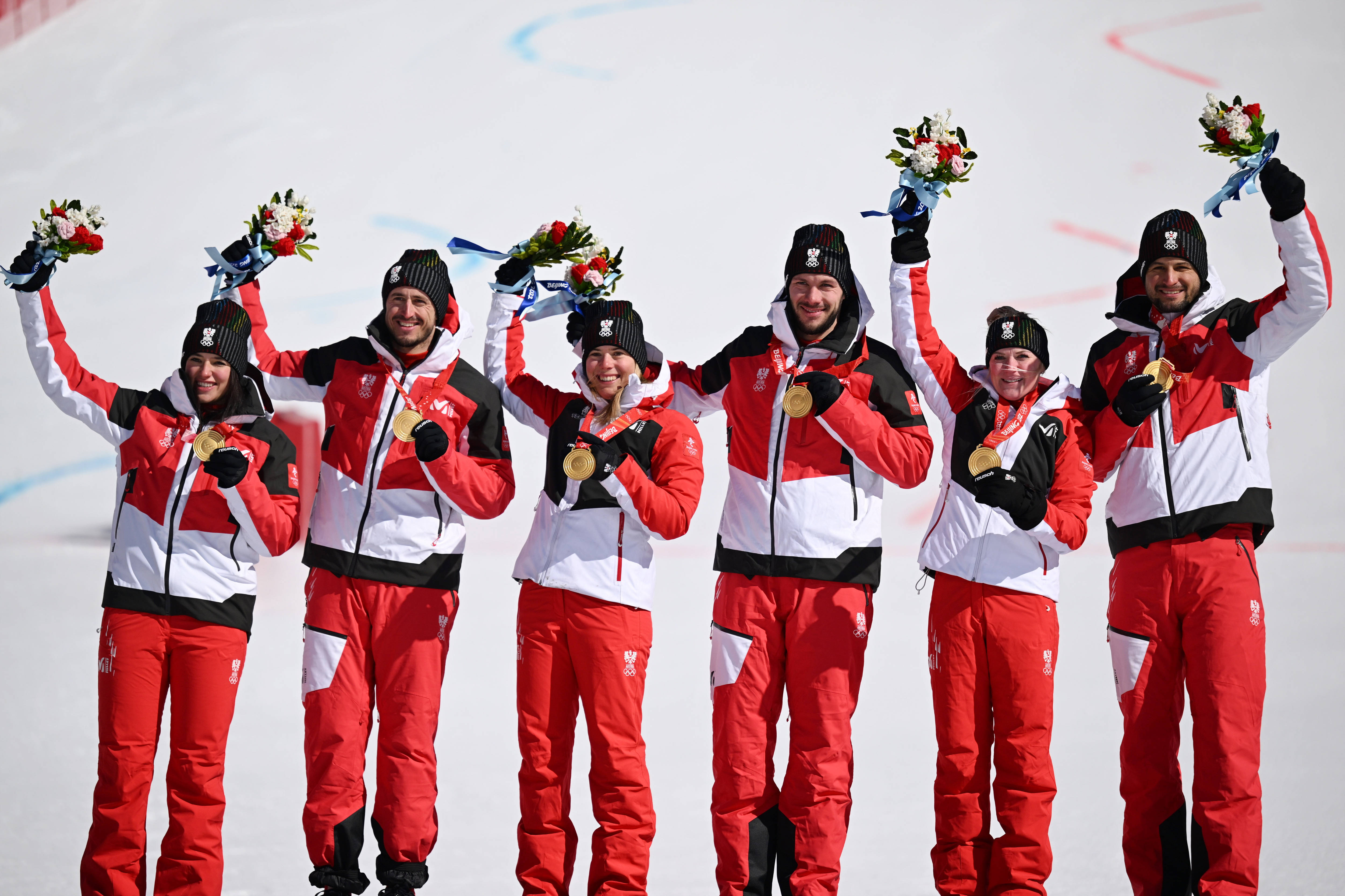 爱游戏平台-奥地利选手滑雪项目中表现出色，收获第四名