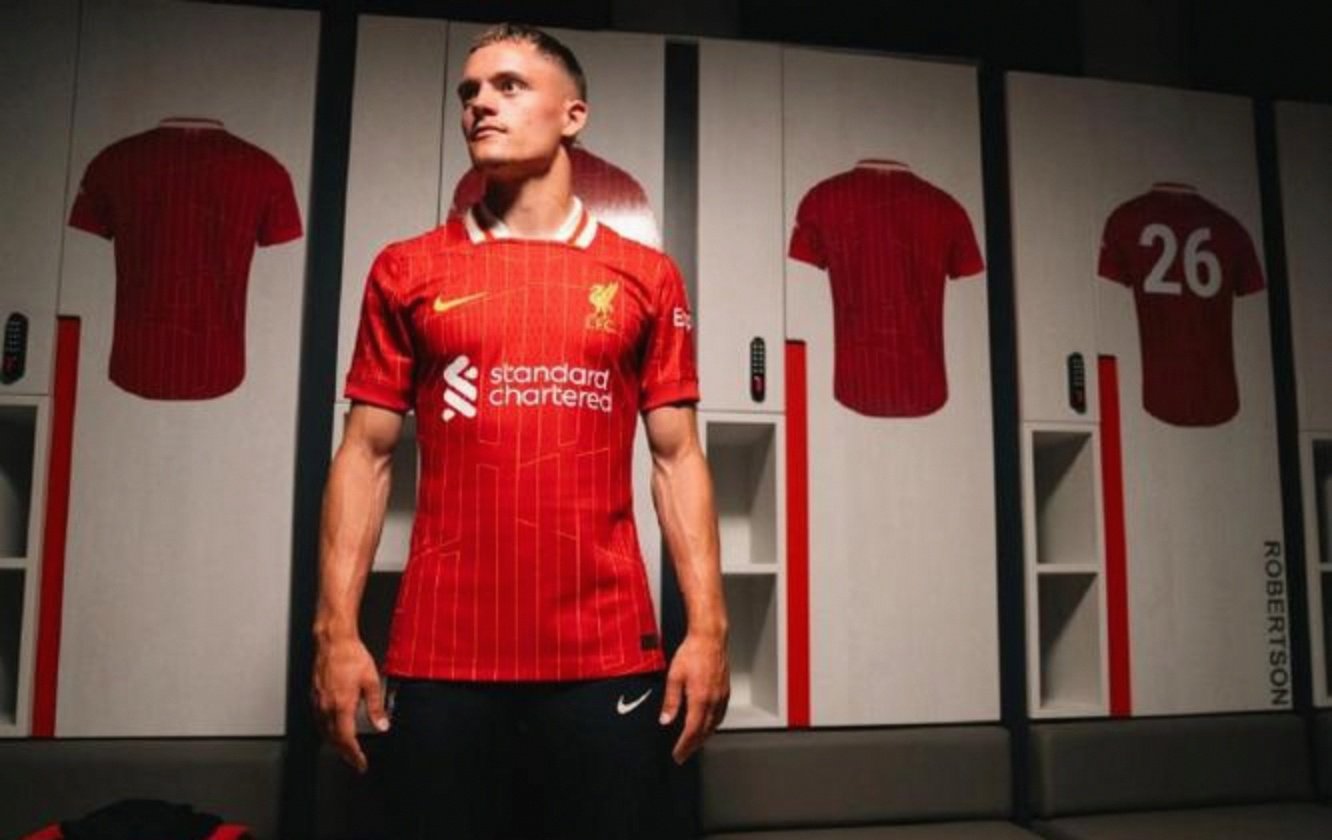 爱游戏新闻-利物浦遭遇主场失利，英超冠军前景堪忧